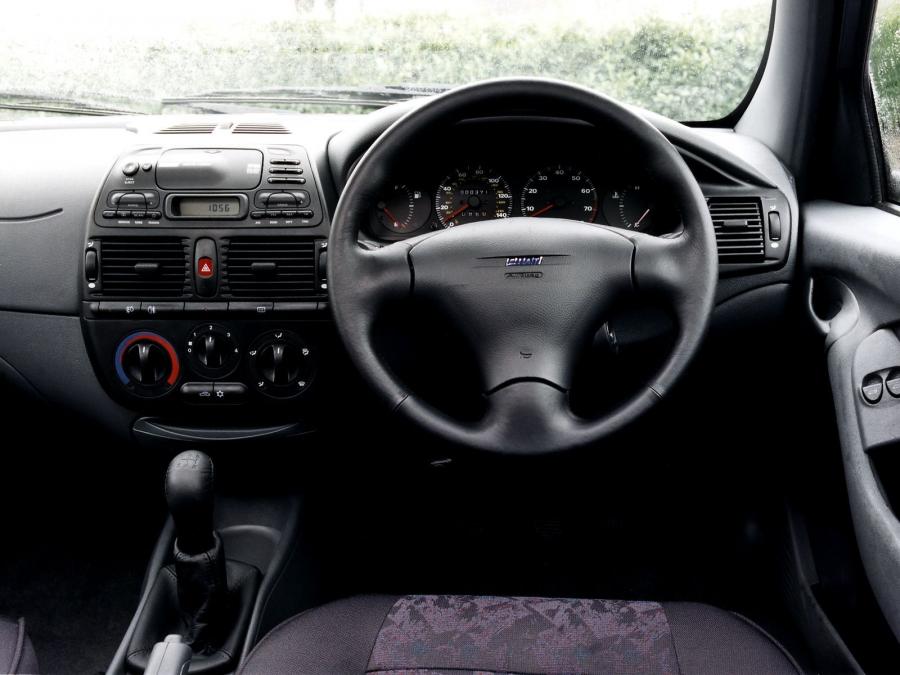  Fiat Bravo HGT 1997 года  (UK) (фото 5 из 10)